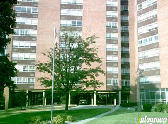 Linden Park Apartments in Bolton Hill - Baltimore, MD