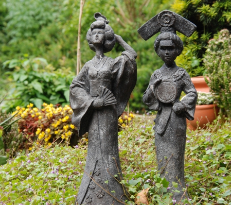 AmazTravel - Monterey Park, CA. The statue of Japanese women