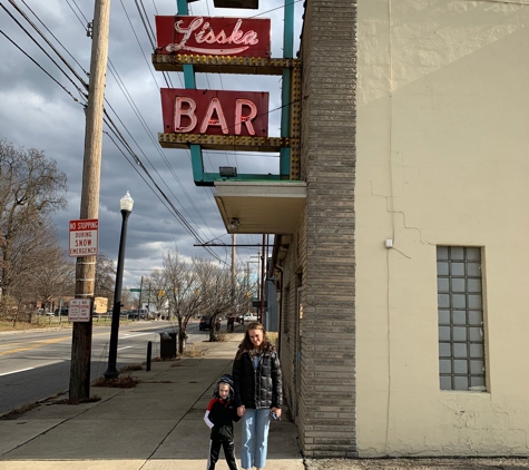 Lisska Bar & Grill - Columbus, OH