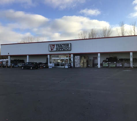 Tractor Supply Co - Watertown, NY