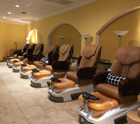 Aqua Nail & Pedi Spa - Angleton, TX