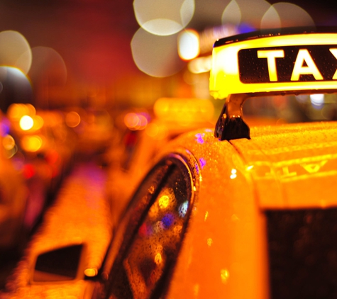 Silver Service Limousines & Hirecars. Servicing From Sydney And Throughout The Hunter Valley Region