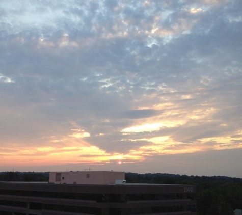 The Charleston Condominium UOA - Arlington, VA