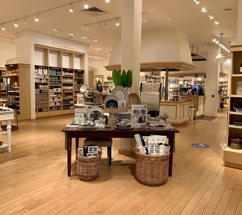 Williams-Sonoma - West Des Moines, IA