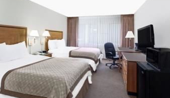 Hawthorn Suites by Wyndham Arlington/DFW South - Arlington, TX