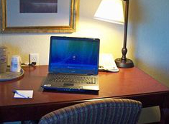 Hampton Inn - Gallipolis, OH