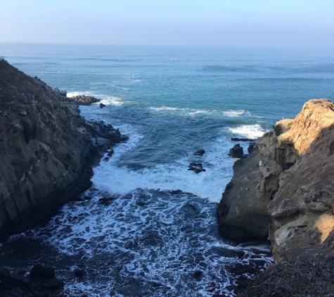 Goldfish Point Cafe - La Jolla, CA