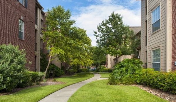 Camden Oak Crest - Houston, TX