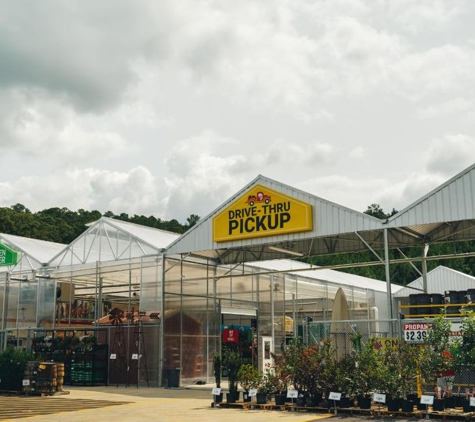 Garden Center at Tractor Supply - Neosho, MO