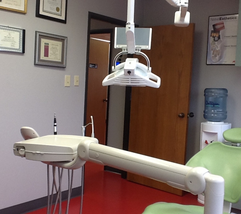 Amerident USA Dental Laboratory - Dallas, TX