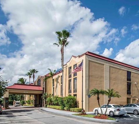 Comfort Inn & Suites Lantana - West Palm Beach South - Lantana, FL