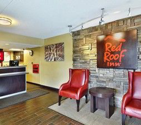 Red Roof Inn - Louisville, KY