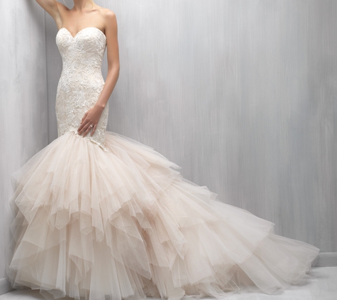 Bella Bridal Couture - Thousand Oaks, CA