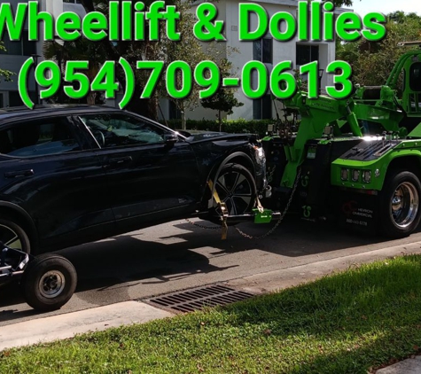 24-Hour Immediate Flatbed Towing & Lockout Service - Davie, FL. Wheellift & Dollies Towing Service Davie Fl