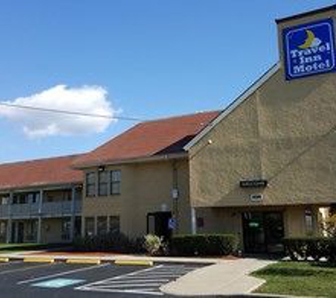 Travel Inn Motel - Hartford, CT