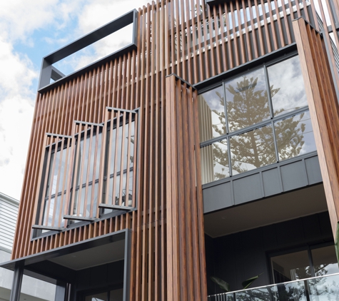 WOODonALI - Molendinar, QLD. wood look aluminium battens