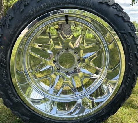 Whitediamond24V Customs - Faribault, MN