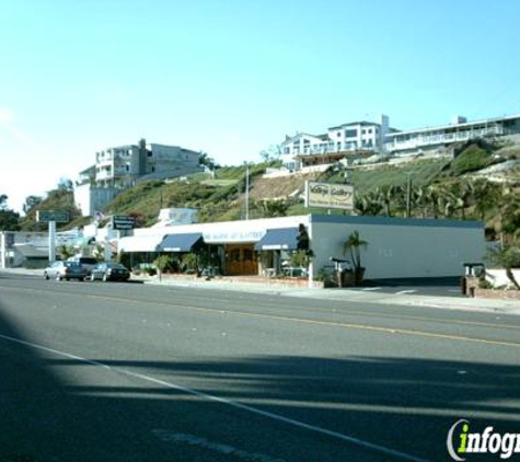 The Newport Beach Veterinary Hospital - Newport Beach, CA