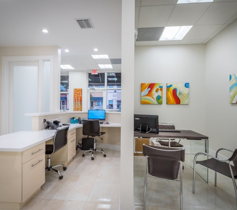 Healthy Smile Dental Care - Hialeah, FL