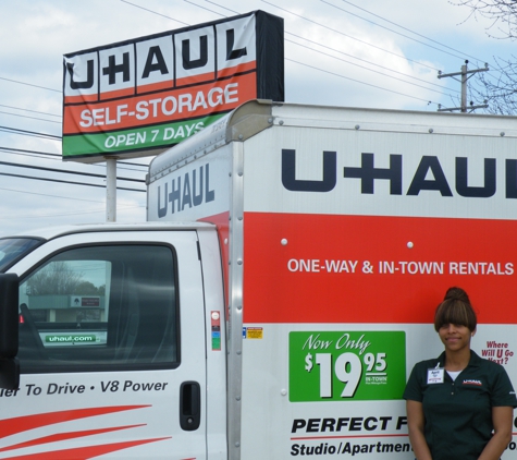 U-Haul Moving & Storage on Highway 64 - Memphis, TN