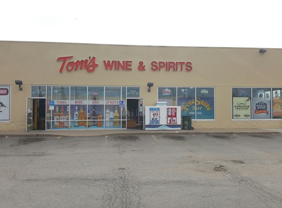 Tom's Wine & Spirits - Wichita, KS. Corner of 47th St. S./Broadway