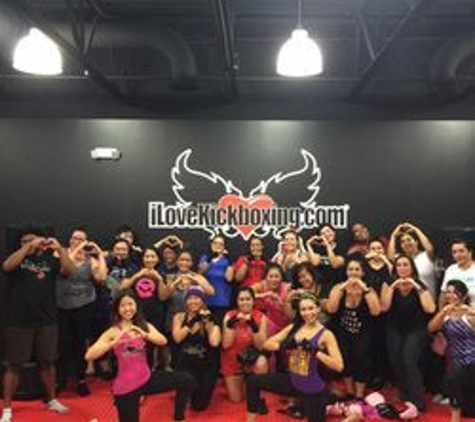 iLoveKickboxing - Skokie, IL - Skokie, IL