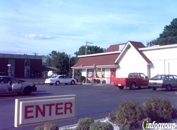 Lee's Famous Recipe Chicken - Granite City, IL