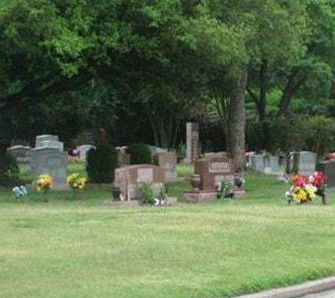 Woodlawn Funeral Home & Cemetery - Houston, TX