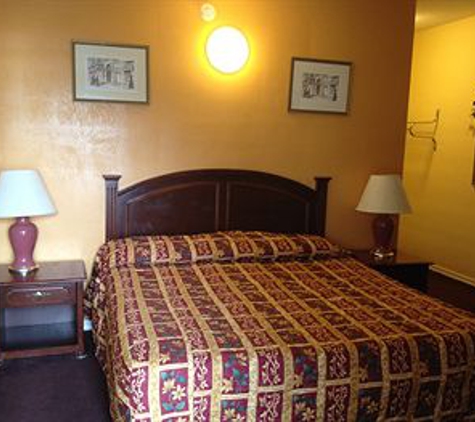 Budget Inn of America - Medford, OR