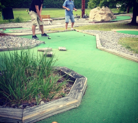 Mel's Funway Park - Litchfield, NH