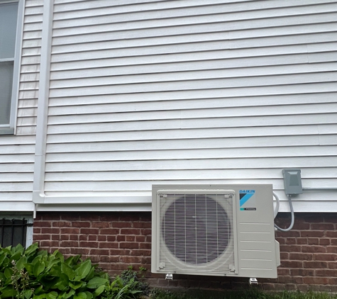 TRI STATE AIR, INC - Brooklyn, NY. Daikin outdoor ac/ heat pump unit.