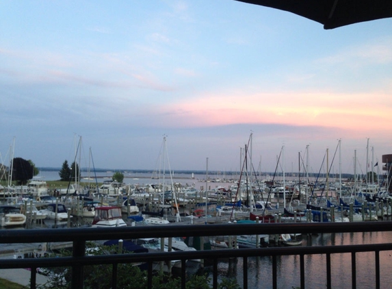 Harbor West Yacht Club - Traverse City, MI