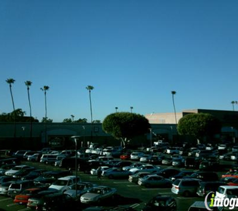 Michael Kors - Costa Mesa, CA