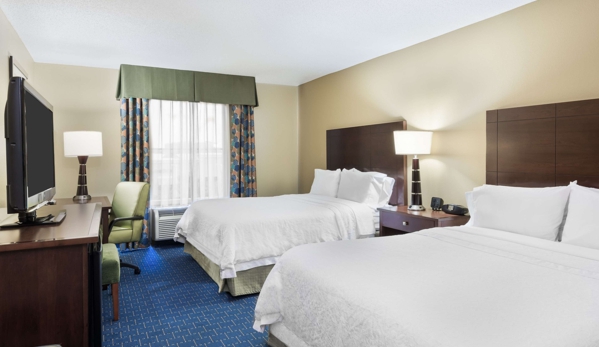 Hampton Inn & Suites Orlando Airport @ Gateway Village - Orlando, FL