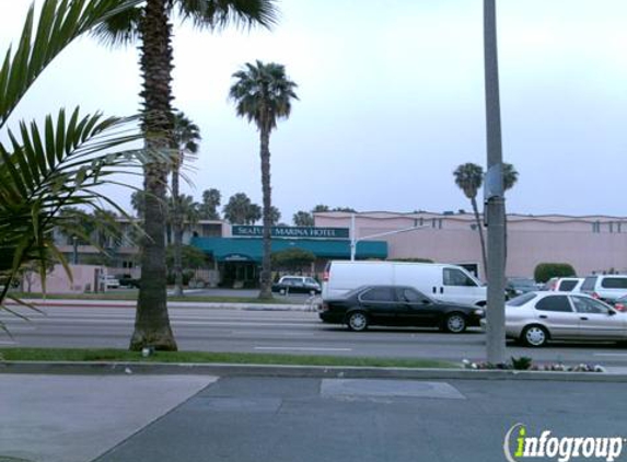 Big Red Bus- Double Decker - Long Beach, CA