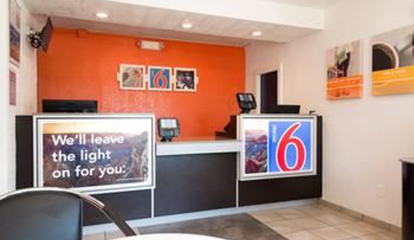 Motel 6 - Longview, TX