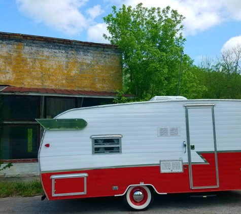 The Flying Ham Travel Trailer Rentals - Mount Juliet, TN