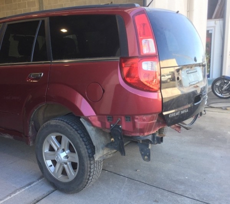FC Smash Repairs - Pialba, QLD