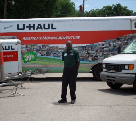 U-Haul Moving & Storage of Edmond - Edmond, OK