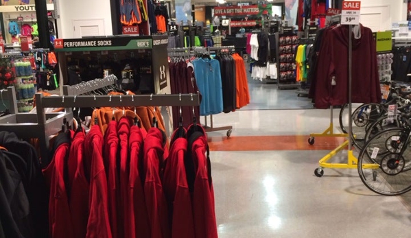 DICK'S Sporting Goods - Austin, TX