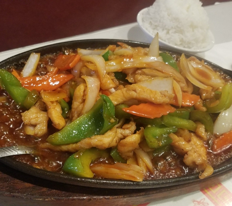 Hong Kong Restaurant - Merced, CA. Sizzling chicken teriyaki very good tasty