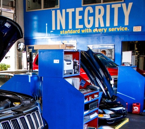 Express Oil Change & Tire Engineers - Gainesville, GA