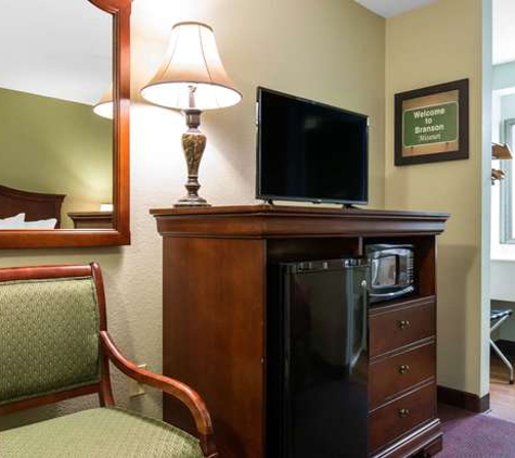 Econo Lodge - Branson, MO