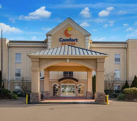 Comfort Suites Near University - North Brunswick, NJ