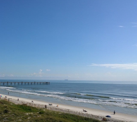 Four Points by Sheraton Jacksonville Beachfront - Jacksonville Beach, FL