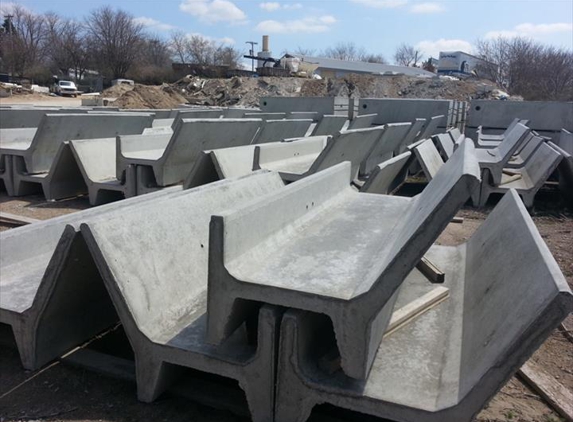 Iowa Concrete Products And Monuments - Maquoketa, IA