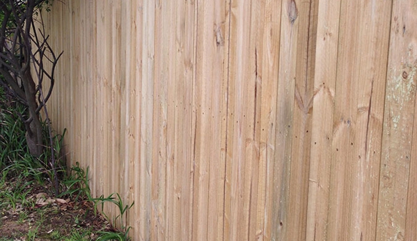 All Around Fencing - Gerringong, NSW. Treated pine palings, butt finish with protective capping on top.