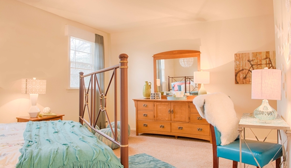 Apartments At Pine Brook - Newark, DE