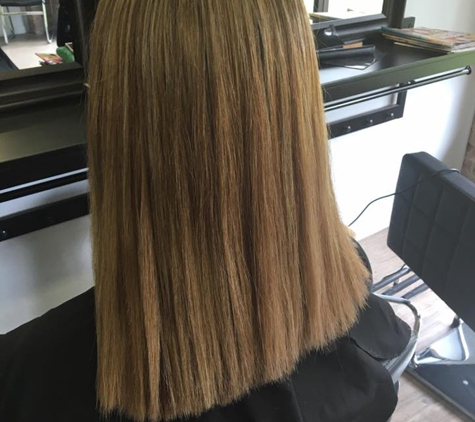 Unique Hair Design By Stacey - Drouin, VIC