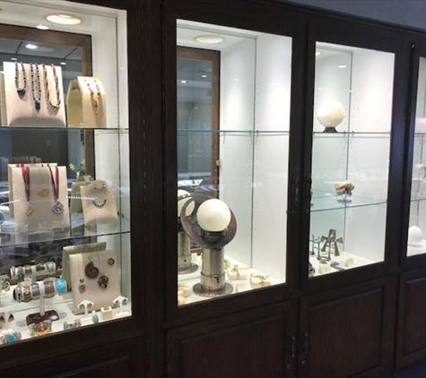 Noral Jewelers & Mineral Art Gallery - Palos Heights, IL